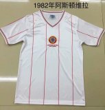 Aston Villa 1:1 Quality Retro Soccer Jersey 1982