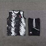 Juventus Black 1:1 Quality Training Vest（A-Set） 23/24