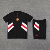 23/24 Manchester UnitedRed Black 1:1 Quality Training Jersey（A-Set）