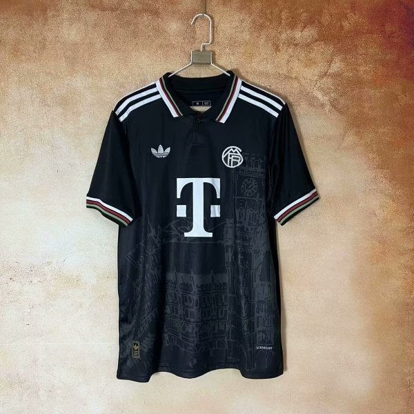 Bayern Munich Clover PO Black Fans 1:1 Quality Soccer Jersey 25/26