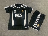 Real Madrid  Away Kids  Retro 1:1 Quality  Soccer Jersey 2006/2007