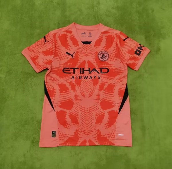 24/25 Manchester Goalkeeper Fans 1:1 Quality Soccer Jersey