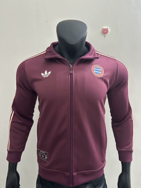 Bayern Munich Maroon Jacket Tracksuit Retro Player 1:1 Quality 25/26