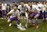 Real Madrid  Home Player Version 1:1 Quality Retro Soccer Jersey 2016/2017