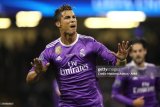 Real Madrid  Player Version 1:1 Quality Retro Soccer Jersey 2016/2017