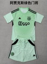Ajax Goalkeeper Green Kids 1:1 Quality Soccer Jersey 25/26 Ajax Goalkeeper Green Kids 1:1 Quality Soccer Jersey 25/26
