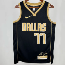 Mavericks Dončić #77 Black Honor Edition 1:1 Quality NBA Jersey 2025 Mavericks Dončić #77 Black Honor Edition 1:1 Quality NBA Jersey 2025