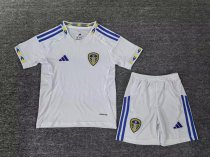 Leeds United Home White Kids Kits 1:1 Quality Soccer Jersey 25/26 Leeds United Home White Kids Kits 1:1 Quality Soccer Jersey 25/26