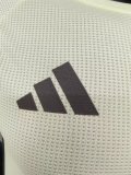 Real Madrid Training clothes Player 1:1 Quality Soccer Jersey 25/26