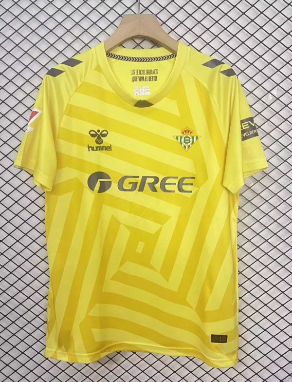 Real Betis Goalkeeper Yellow Fans 1:1 Quality Soccer Jersey 25/26