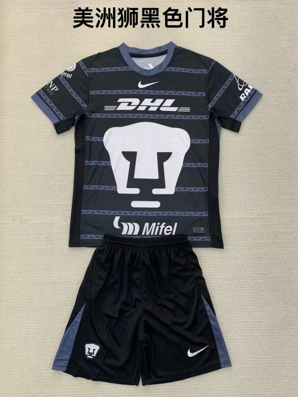 24/25 Puma Goalkeeper Black Kids Kits 1:1 Quality Soccer Jersey