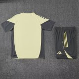 25/26 Real Madrid Yellow 1:1 Quality Training Jersey（A-Set）