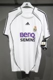 Retro Real Madrid Home Player 1:1 Quality Soccer Jersey 2006/2007