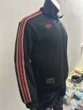 24/25 Manchester United Training Jacket Retro Player 1:1 Quality