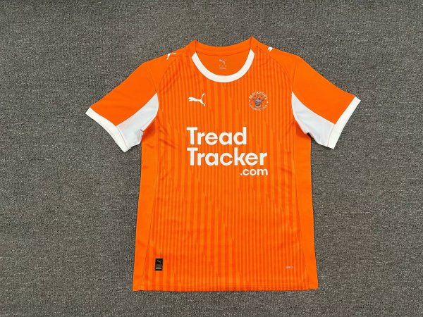 Blackpool Home  Fans 1:1 Quality  Soccer Jersey 25/26