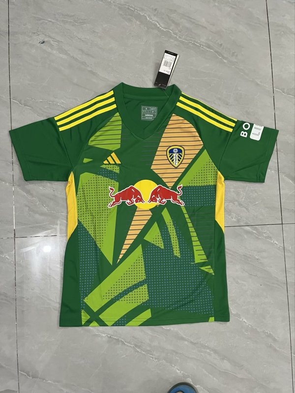 Leeds United Goalkeeper Fans 1:1 Soccer Jersey 24/25