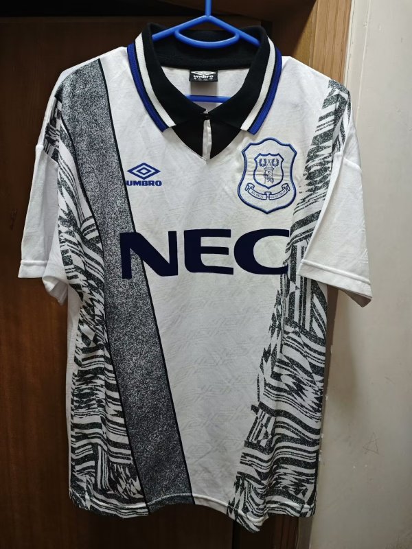 Everton Away 1:1 Quality Retro Soccer Jersey 1994/1995