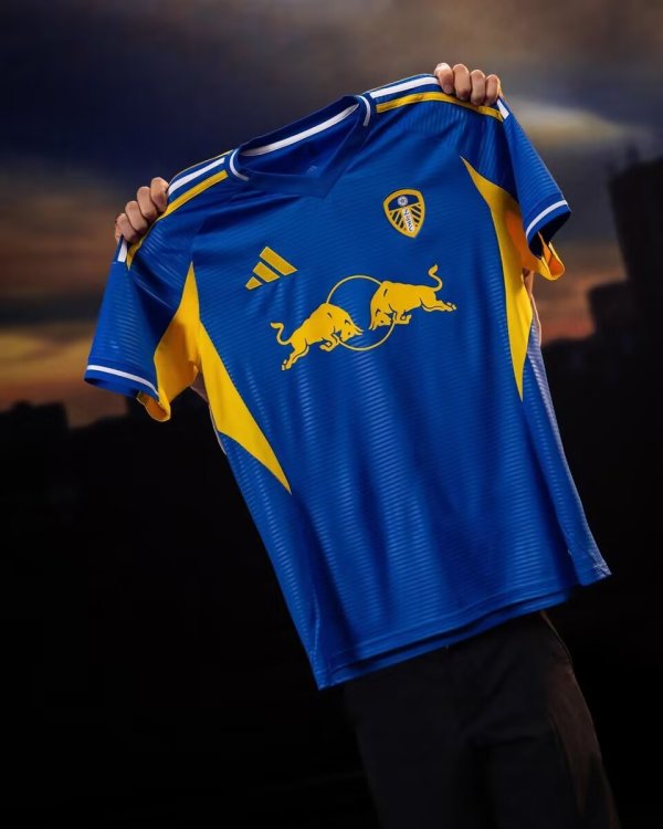 Leeds United Away Fans 1:1 Quality Soccer Jersey 25/26