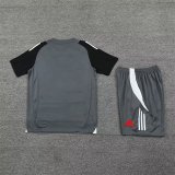 24/25  Manchester United  Dark Grey 1:1 Quality Training Jersey（A-Set）