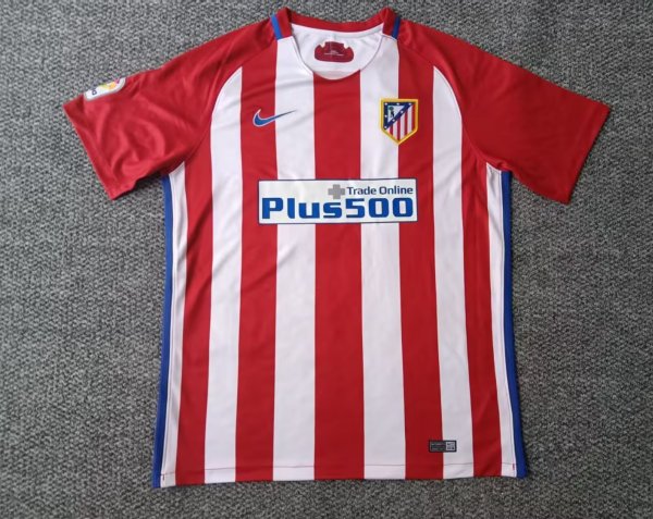 Atletico Madrid Home Fans Retro 1:1 Quality Soccer Jersey 2016/2017