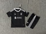 Liverpool Goalkeeper Black Kids Kits 1:1 Quality Soccer Jersey 25/26