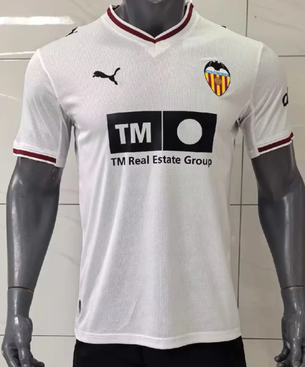 Valencia Home Fans 1:1 Quality Soccer Jersey 26/27