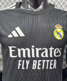 Real Madrid Goalkeeper Player 1:1 Quality Soccer Jersey 26/27