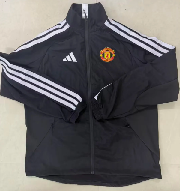 Manchester United Black Windbreaker 26/27