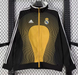Real Madrid  Windbreaker 26/27