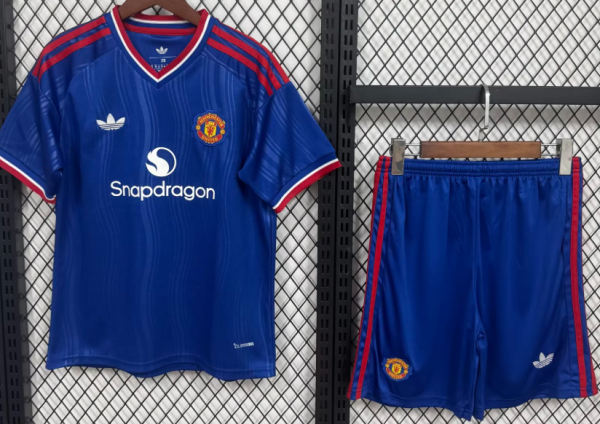 Manchester United Away Adult Set 1:1 Quality Soccer Jersey 26/27