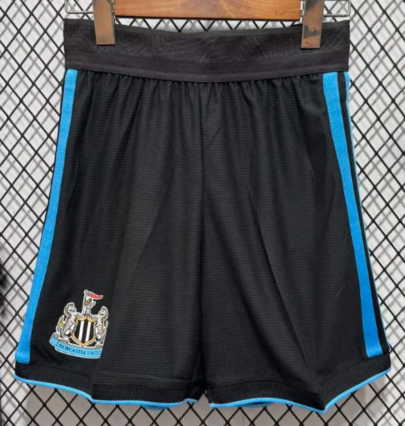 Newcastle Home Player 1:1 Quality Soccer Shorts 26/27