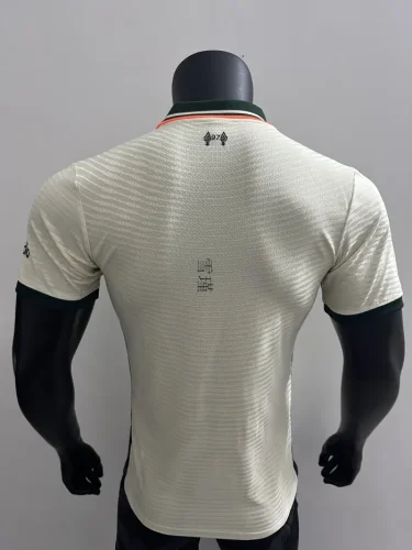 liverpool 2021-22 away player version(The player version is more slim fit, it is recommended to buy one size larger)