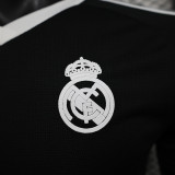 2024-25 Real Madrid black goalkeeper player version(The player version is more slim fit, it is recommended to buy one size larger)