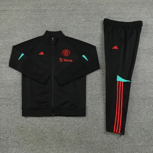 Manchester United 2023-24 long sleeve training clothes
