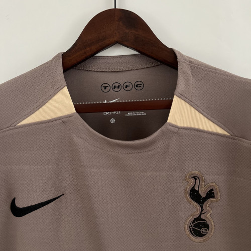 2023-24 tottenham  third away version