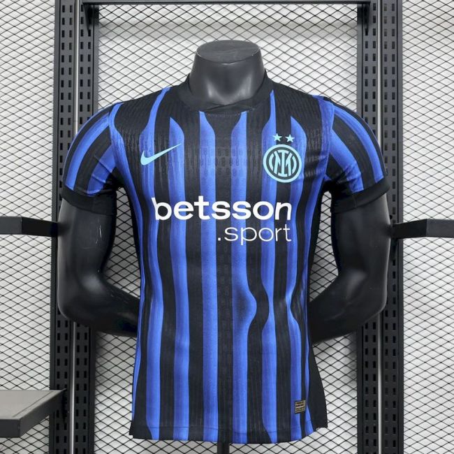 2025-26.Inter Milan home player version jersey (The player version is more slim fit, it is recommended to buy one size larger)
