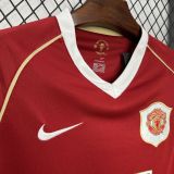 2006-07 Manchester United home jersey