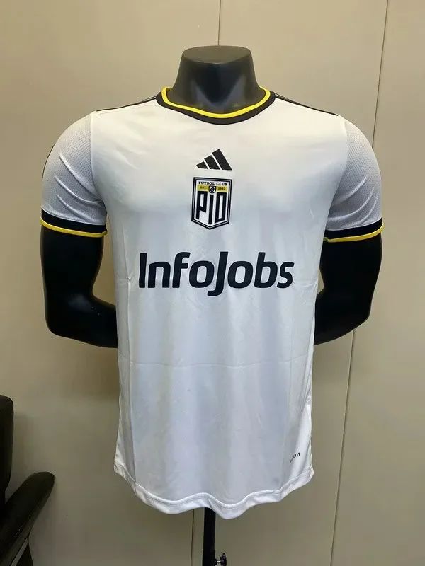 2024-25 Kings League Pío home player version (The player version is more slim fit, it is recommended to buy one size larger)