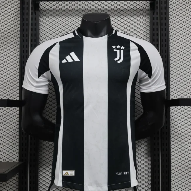 2024-25 Juventus home player version(The player version is more slim fit, it is recommended to buy one size larger)