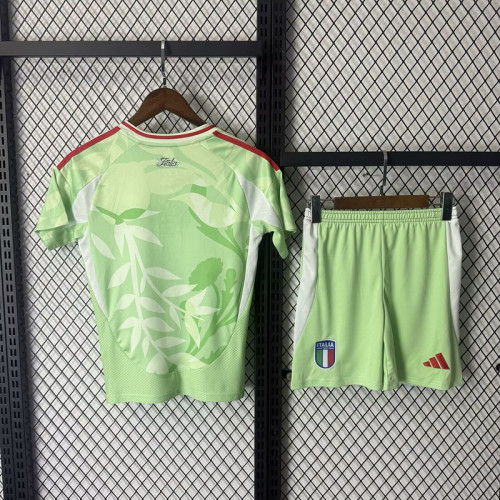 25-26 Italy green kid kit