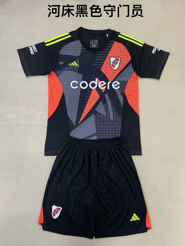 2024-25 River Plate black goalkeeper kid kit