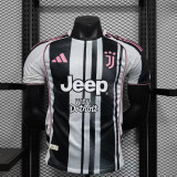 2025-26 .Juventus   home player version jersey  (The player version is more slim fit, it is recommended to buy one size larger)