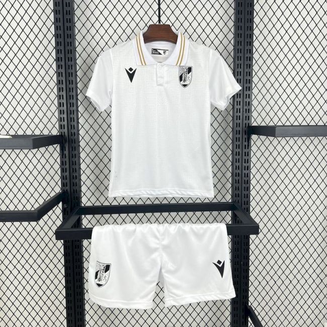 24-25 Vitoria de Guimaraes home kid kit