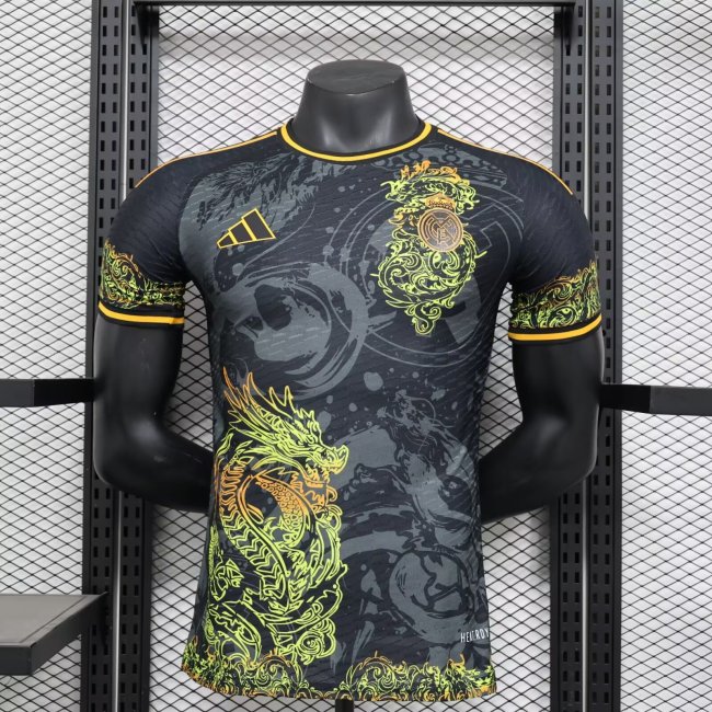 Real Madrid 2024-25 black green player version (The player version is more slim fit, it is recommended to buy one size larger)
