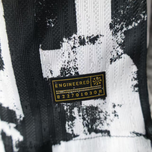 2025-26 Barcelona black and white special player version jersey   (The player version is more slim fit, it is recommended to buy one size larger)