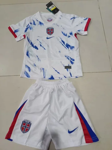 2024-25 Norway away kids kite larger)
