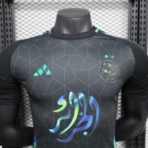 Algeria  2024-25 black special player version   (The player version is more slim fit, it is recommended to buy one size larger)