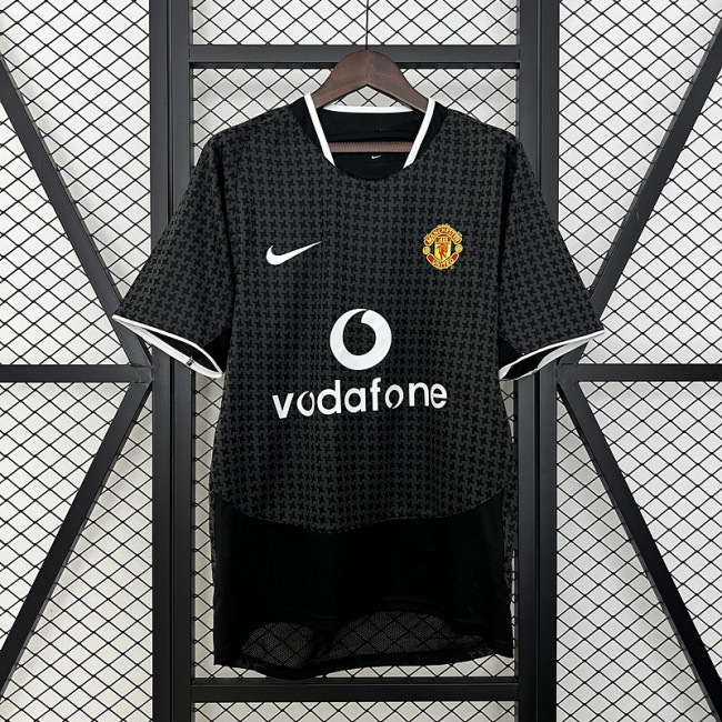 2003-05.Manchester United away retro jersey