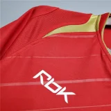 Liverpool 2005-06 home soccer jerseys