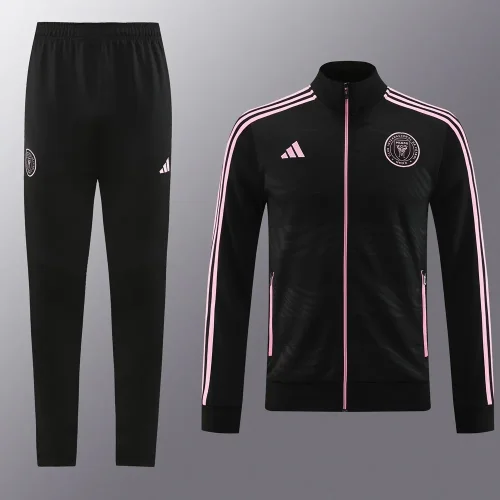 2023 Miami 01 Black Suit